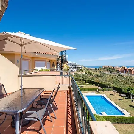 Apartment Penthouse Seaview - 3bed & 2bath *